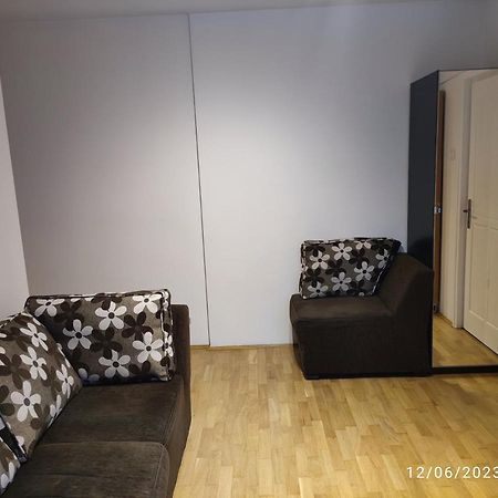 Fabian Central Apartment Boekarest Buitenkant foto