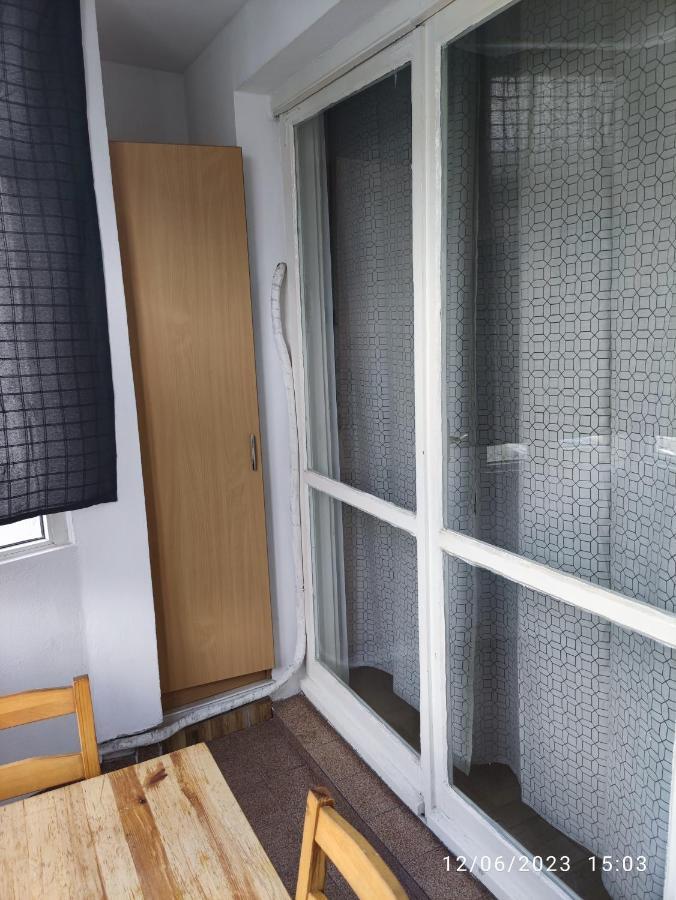 Fabian Central Apartment Boekarest Buitenkant foto